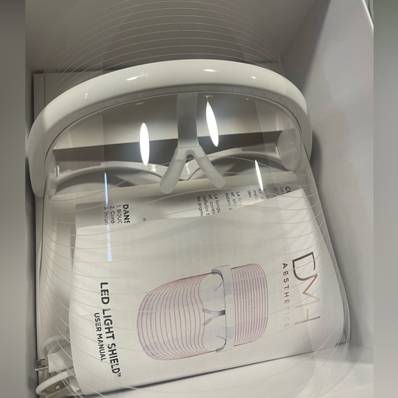 LED Light Therapy Mask